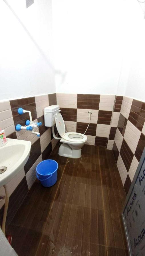 Oyo Pandey Ji Guesthouse Горакхпур Экстерьер фото